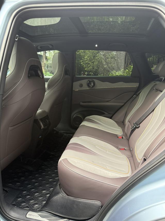 Certificated Used BYD Frigate 07 2023 DM-i 205KM Flagship