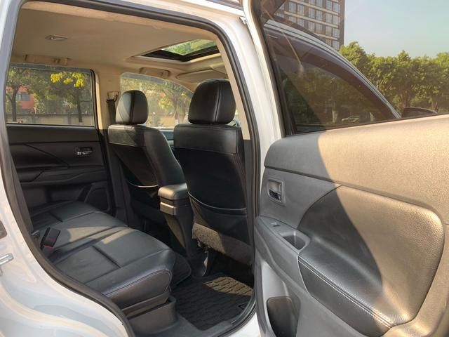 Certificated Used Mitsubishi Outlander 2014 2.4L 4WD Luxury Super Value Edition 5 Seats