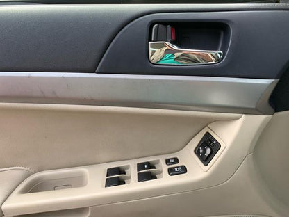 Certificated Used Yishen 2010 Model Fashion Edition 1.8L CVT Comfort