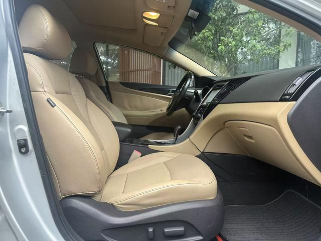 Certificated Used Hyundai Sonata 8 2014 2.4L Automatic Leading Edition National IV