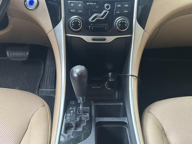 Certificated Used Hyundai Sonata 8 2014 2.4L Automatic Leading Edition National IV