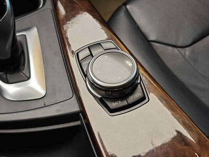 Certificated Used BMW 3 Series 2014 Model 320Li Luxury Design Package