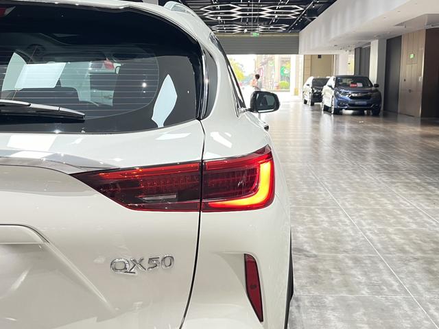 Certificated Used Infiniti QX50 2018 2.0T Four-Wheel Drive Elite Edition