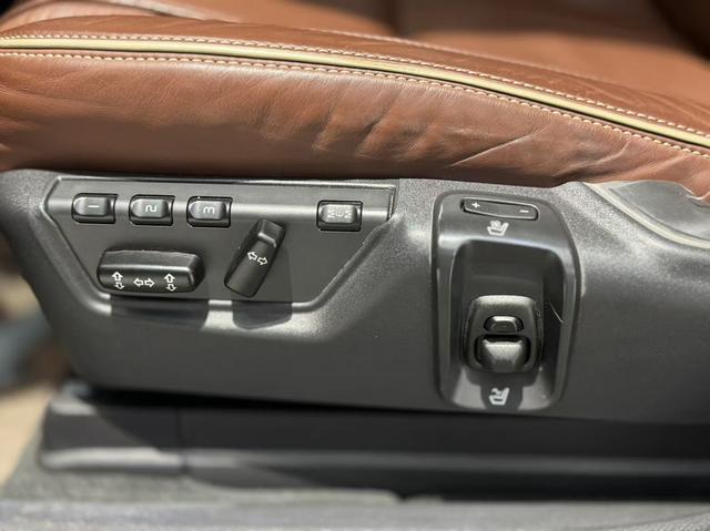 Certificated Used Volvo XC90 2013 Model 2.5T T5 Executive Upgrade Version