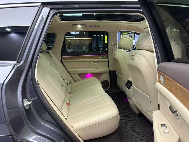 Certificated Pre-Owned Wenjie M7 2024 Max Five-Seater Four-Wheel Drive Intelligent Driving Version -u21185487