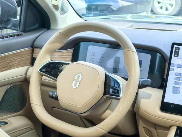 Certificated Pre-Owned Wenjie M7 2024 Max Five-Seater Four-Wheel Drive Intelligent Driving Version -u22071675