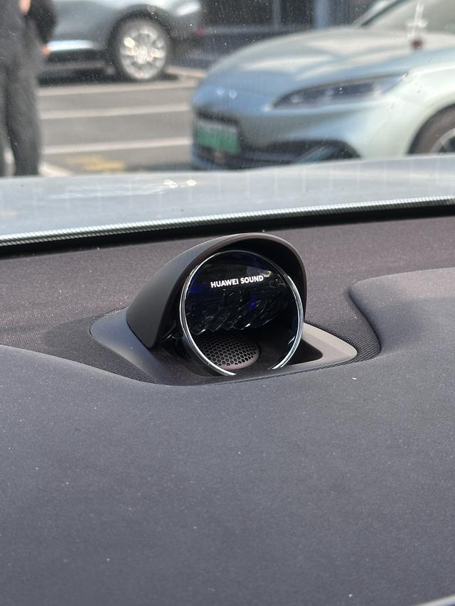 Certificated Pre-Owned Wenjie M7 2024 Ultra Five-Seater Four-Wheel Drive Intelligent Driving Edition -u21998969