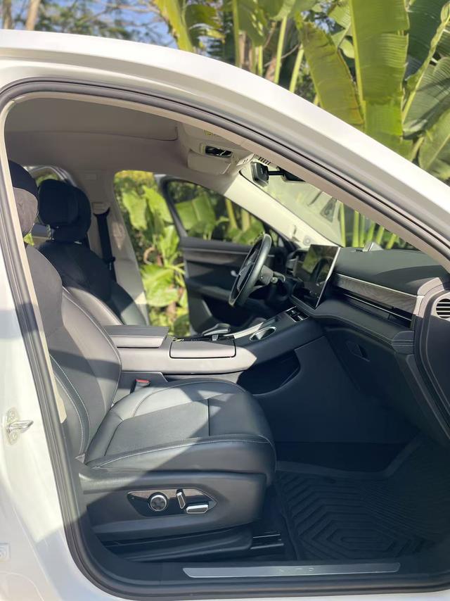 Certificated Pre-Owned Wenjie M5 2022 Extended-Range Rear-Wheel Drive Standard Edition -u21777805