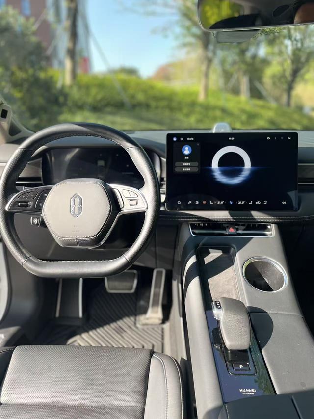 Certificated Pre-Owned Wenjie M5 2022 Extended-Range Rear-Wheel Drive Standard Edition -u21777805