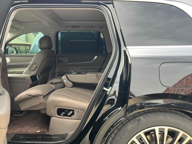 Certificated Pre-Owned Wenjie M9 2024 Extended-Range Ultra Five-Seater Version -u21982807