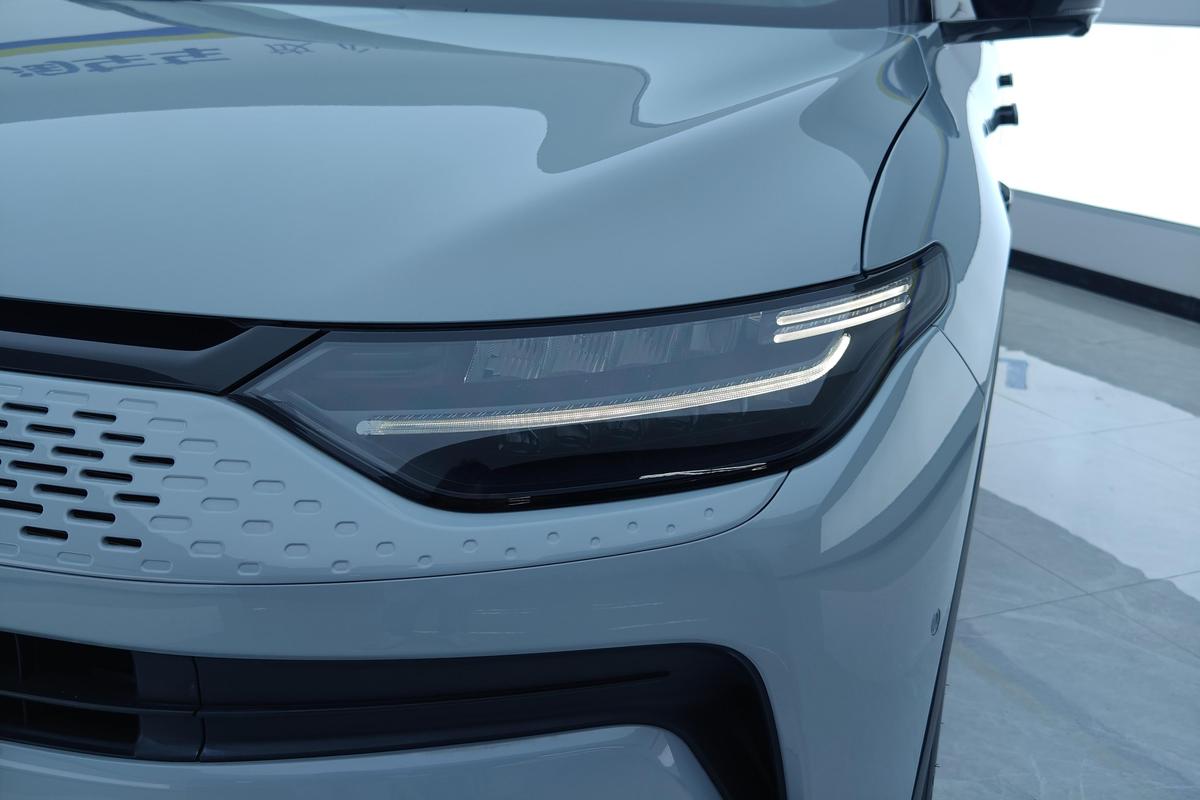 Certificated Pre-Owned Leapmotor C11 2024 Extended-Range 300 Premium Edition -u21898251