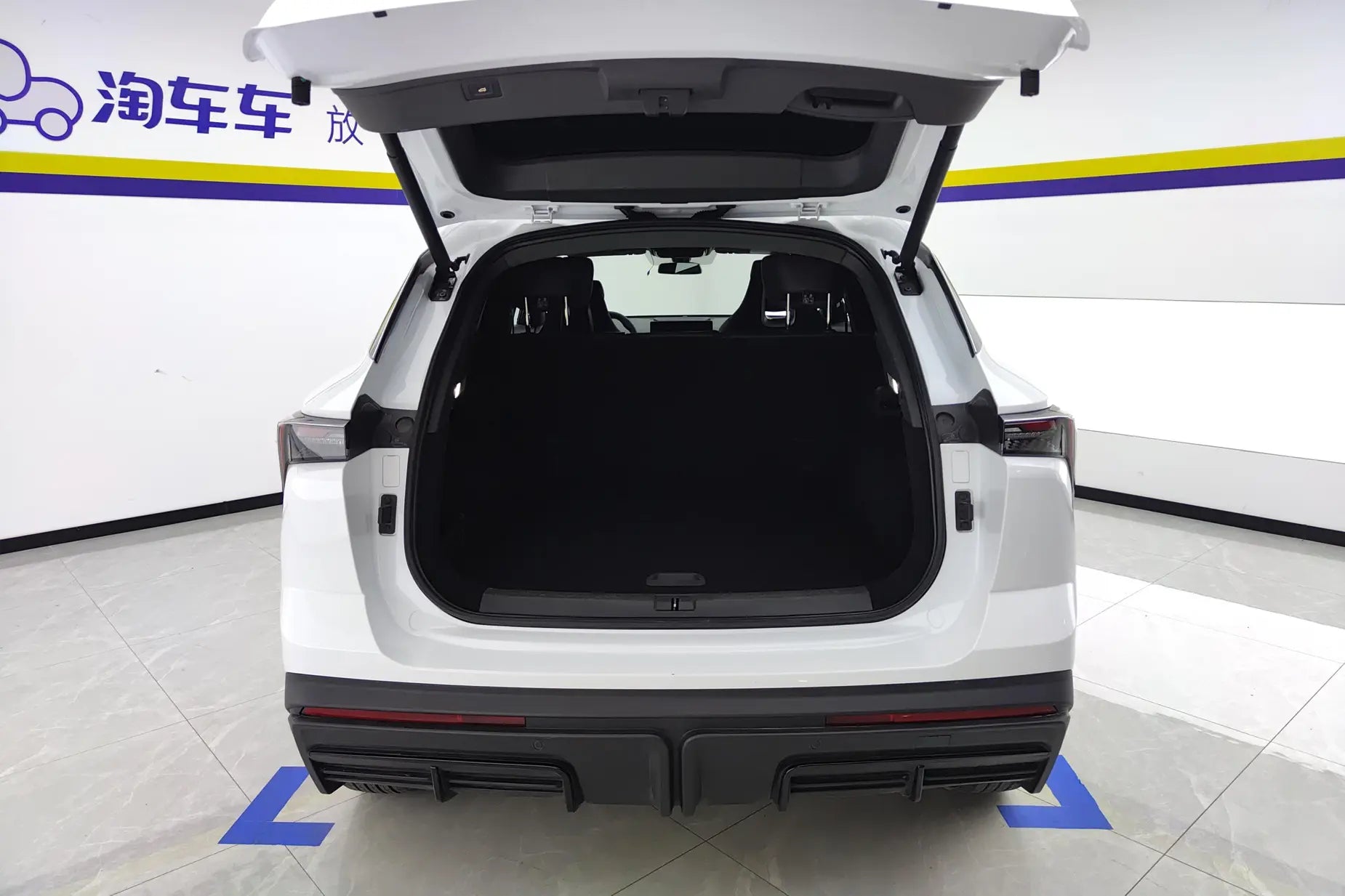 Certificated Pre-Owned Jetour Dasheng 2023 1.5T DCT Xingyao PRO - u22209113