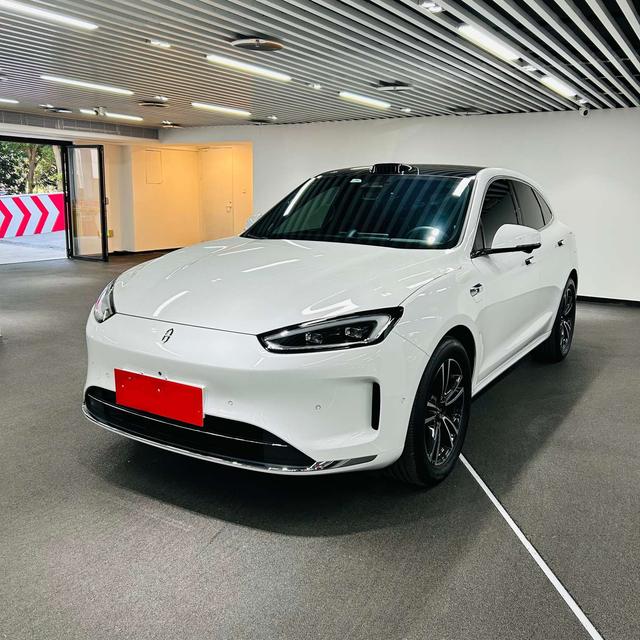 Certificated Pre-Owned Wenjie M5 2025 Extended Range Ultra Rear-Wheel Drive Version -u22418285