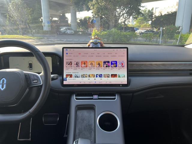 Pre - Owned 2022 AITO M5 Extended - range Rear - wheel Drive Standard Edition