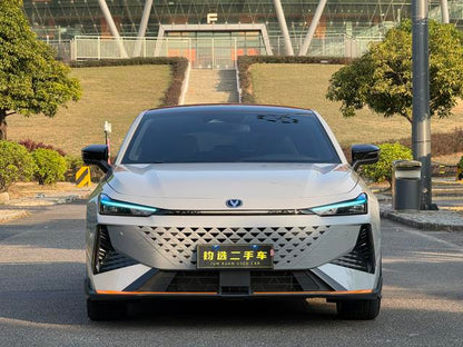 Certificated Pre-Owned Changan UNI-V 2025 1.5T 500Bar Premium Sport Edition - u22607424