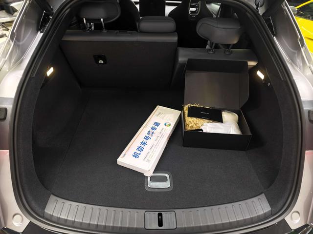 Certificated Pre-Owned Xiaomi YU7 2025 Ultra Long Range Rear-Wheel Drive Version -u22488747