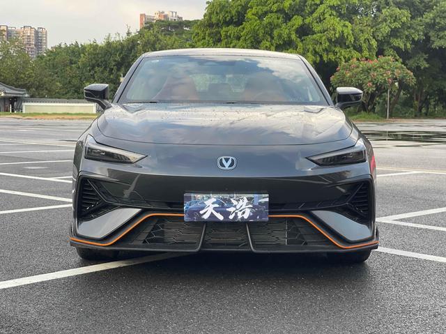 Certificated Pre-Owned Changan UNI-V 2025 Third Generation 2.0T Dynamic Edition - u21948467