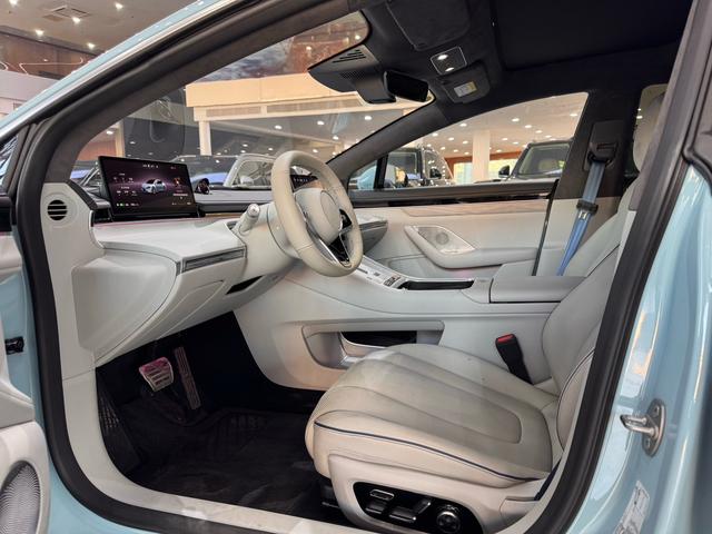 Certificated Pre-Owned Zhijie S7 2025 Ultra AWD Long Range Version