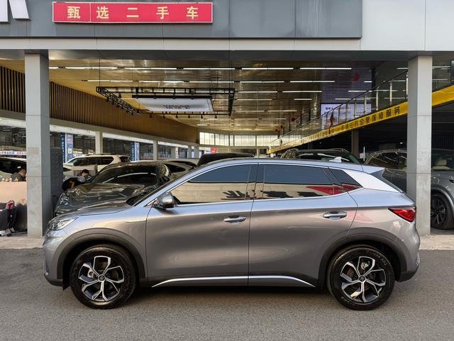 Pre-Owned Yuan PLUS 2022 Model 510KM Zunrong Version