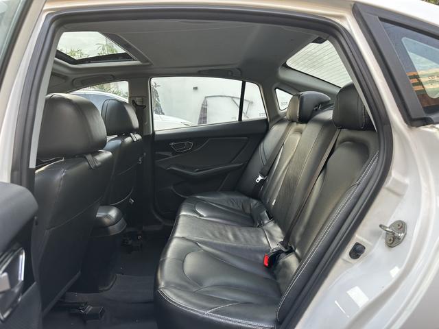 Certificated Pre-Owned Soueast Motor V5 Lingzhi 2015 1.5L Manual Comfort Edition - u22058842