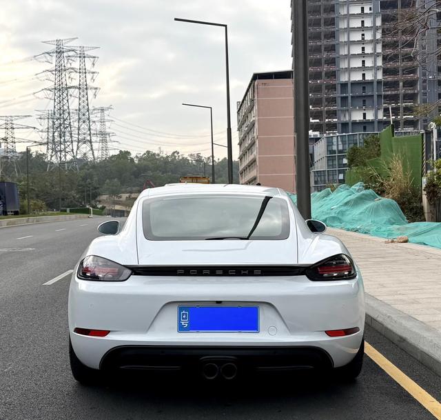 Certificated Pre-Owned Porsche 718 2020 Cayman 2.0T - u22724506