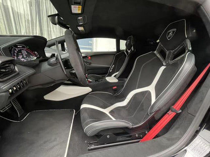 Certificated Pre-Owned Lamborghini Huracán STO 2021 - u19697380