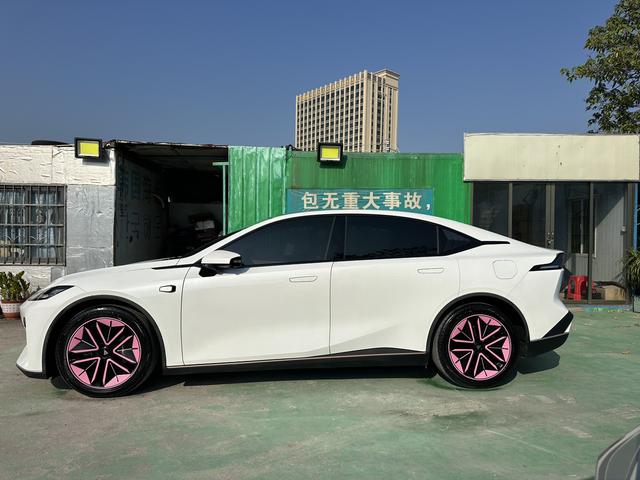 Pre-Owned Shenlan SL03 2022 1200 Extended - Range Edition