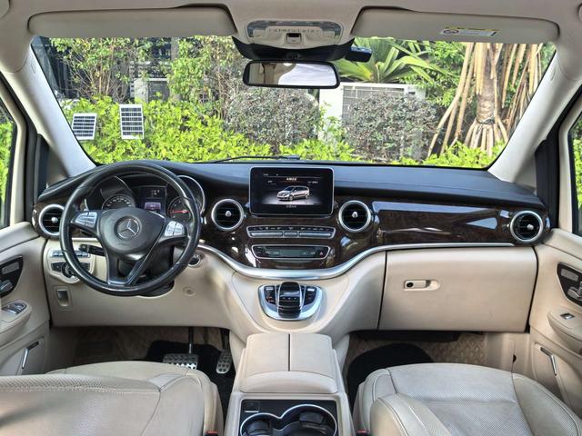 Certificated Pre-Owned Mercedes-Benz V-Class 2016 V 260 L Exclusive Long Wheelbase Version - u22058261