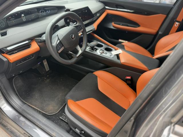 Certificated Pre-Owned Changan UNI-V 2023 2.0T Leading Speed Edition - u22613547