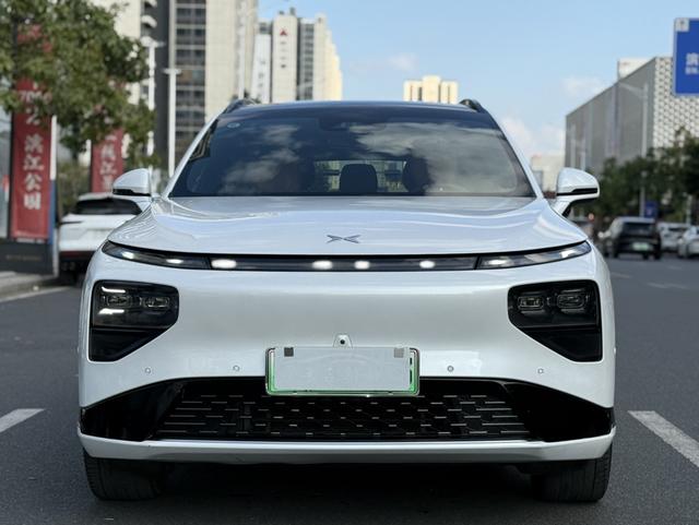 Certificated Pre-Owned XPENG G9 2022 702 Pro-u22118336