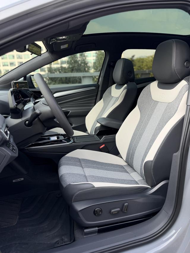 Certificated Pre-Owned ID.4 CROZZ 2024 ID. Pure Enjoyment Limited Edition