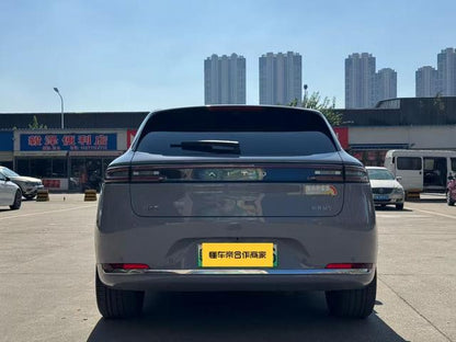 Pre-Owned Wenjie M5 2025 Extended - Range Ultra Rear - Wheel Drive Edition