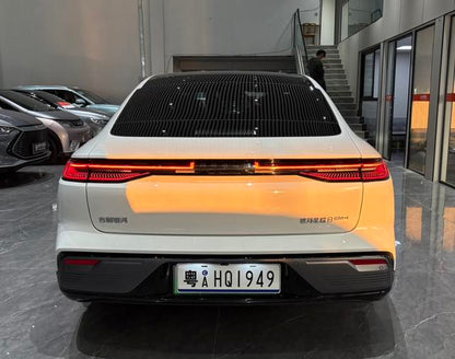 Certificated Pre-Owned Geely Galaxy Xingyao 8 PHEV 2025 Edition 130km EM-i Premium Version