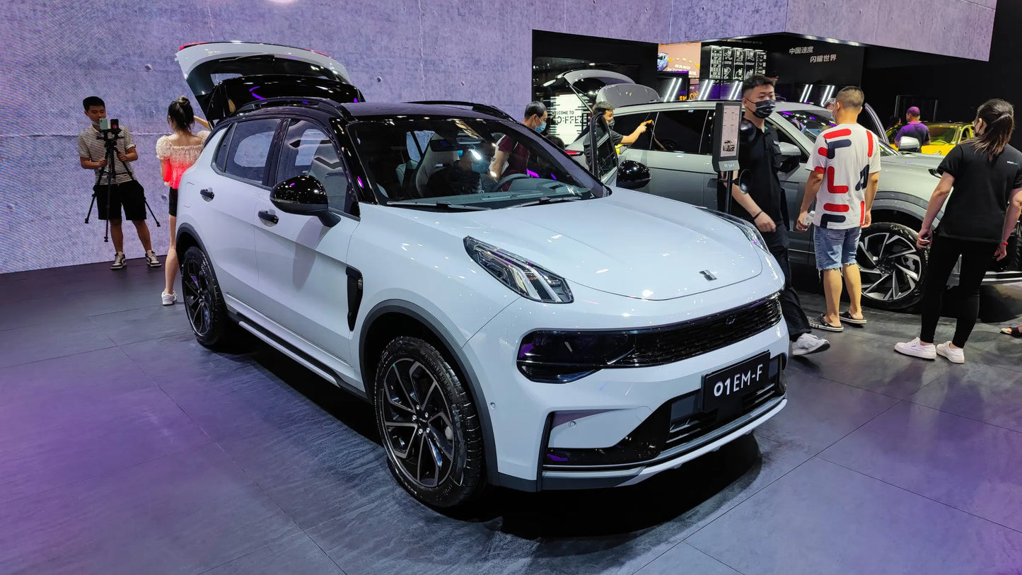 Lynk & Co 01
