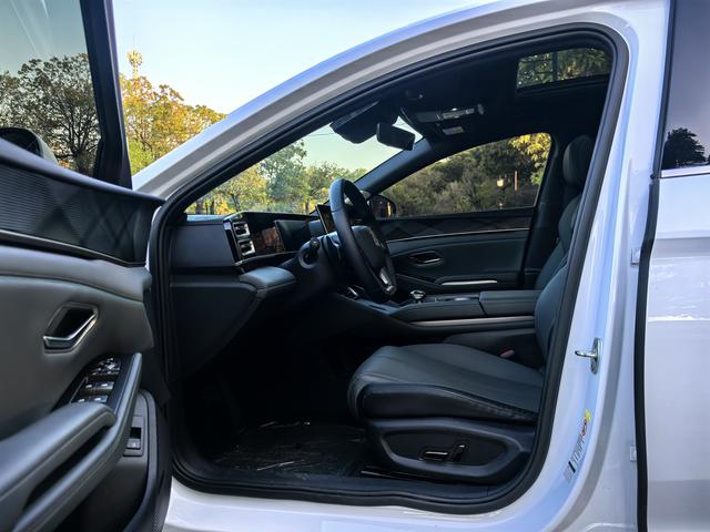 Certificated Pre-Owned BYD Qin L DM 2025 Intelligent Driving Version DM-i 120KM Superior Model -u22682132