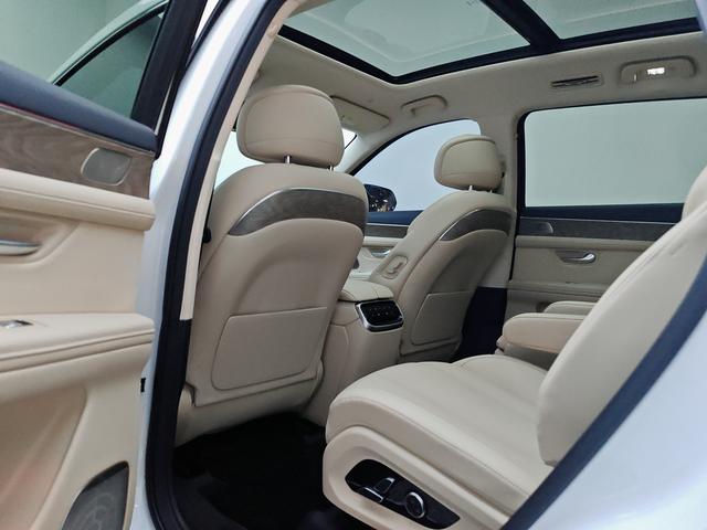 Certificated Pre-Owned Wenjie M7 2022 4WD Luxury Edition -u22143297