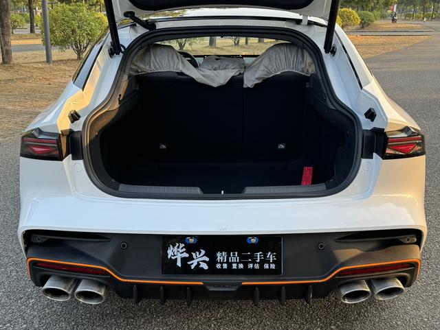 Certificated Pre-Owned Changan UNI-V 2025 Third Generation 2.0T High-Powered Edition - u22438865