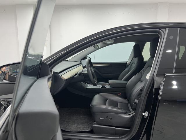 Pre-Owned Tesla Model Y 2022 Facelift Rear-Wheel Drive Edition