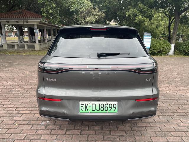 Pre-Owned Yinhe E5 2024 Model 530km Long-Range Version