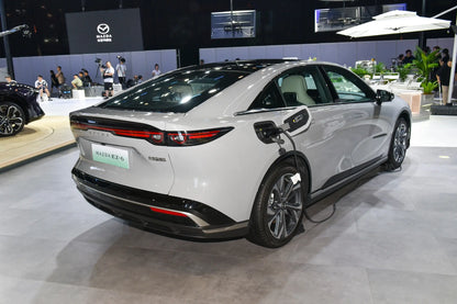 مازدا EZ-6