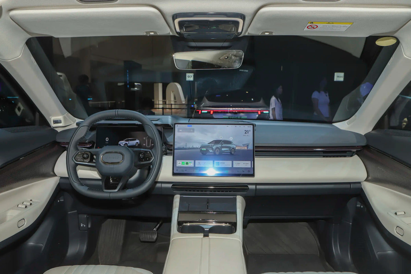 Lynk &amp; Co Lynk &amp; Co 08 EM-P -Hybrid PHEV