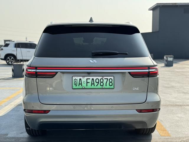 Certificated Pre-Owned Li Auto ONE 2021 Extended-Range 6-Seater Edition -u22423216