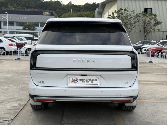 Certificated Pre-Owned ZEEKR 9X 2025 Ultra Edition 70kWh -u22725996