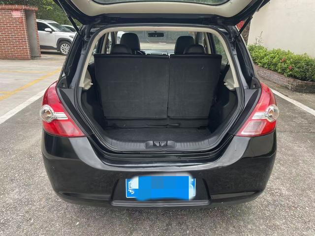 Certificated Pre-Owned Dongfeng Nissan Tiida 2009 1.6 Automatic Fashion NISMO Sport Edition - u20739314