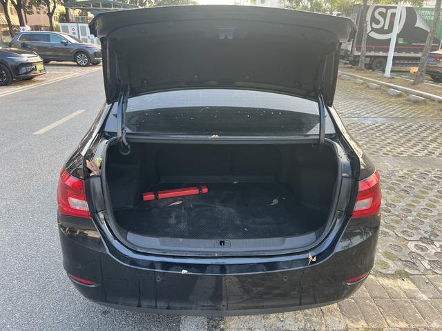 Certificated Pre-Owned SAIC-GM Buick Excelle 2015 18T Dual-Clutch Luxury Edition - u22689448