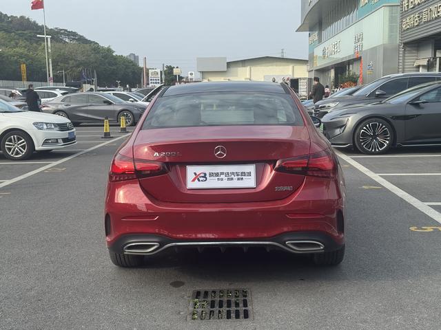 Certificated Pre-Owned Mercedes-Benz A-Class 2023 A 200 L Sport Sedan Fashion Edition - u22748975