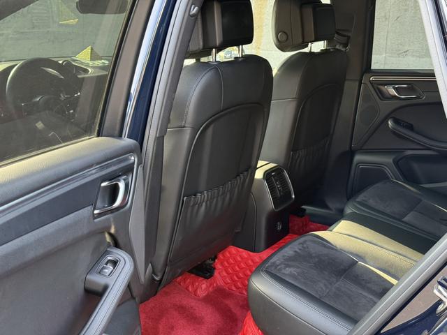 Certificated Pre-Owned 2018 Porsche Macan 2.0T - u22684978