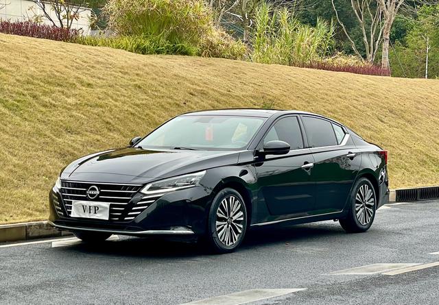 Certificated Pre-Owned Dongfeng Nissan Teana 2022 2.0L XL-TLS Enjoyment Edition - u22590134