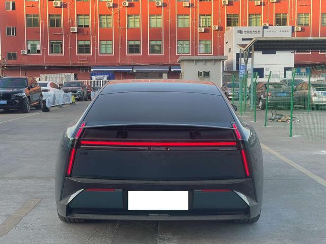 Certificated Pre-Owned XPENG P7 2025 702 Long Range Ultra-u21883852