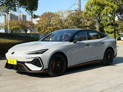 Certificated Pre-Owned Changan UNI-V 2025 Third Generation 2.0T Dynamic Edition - u22414750